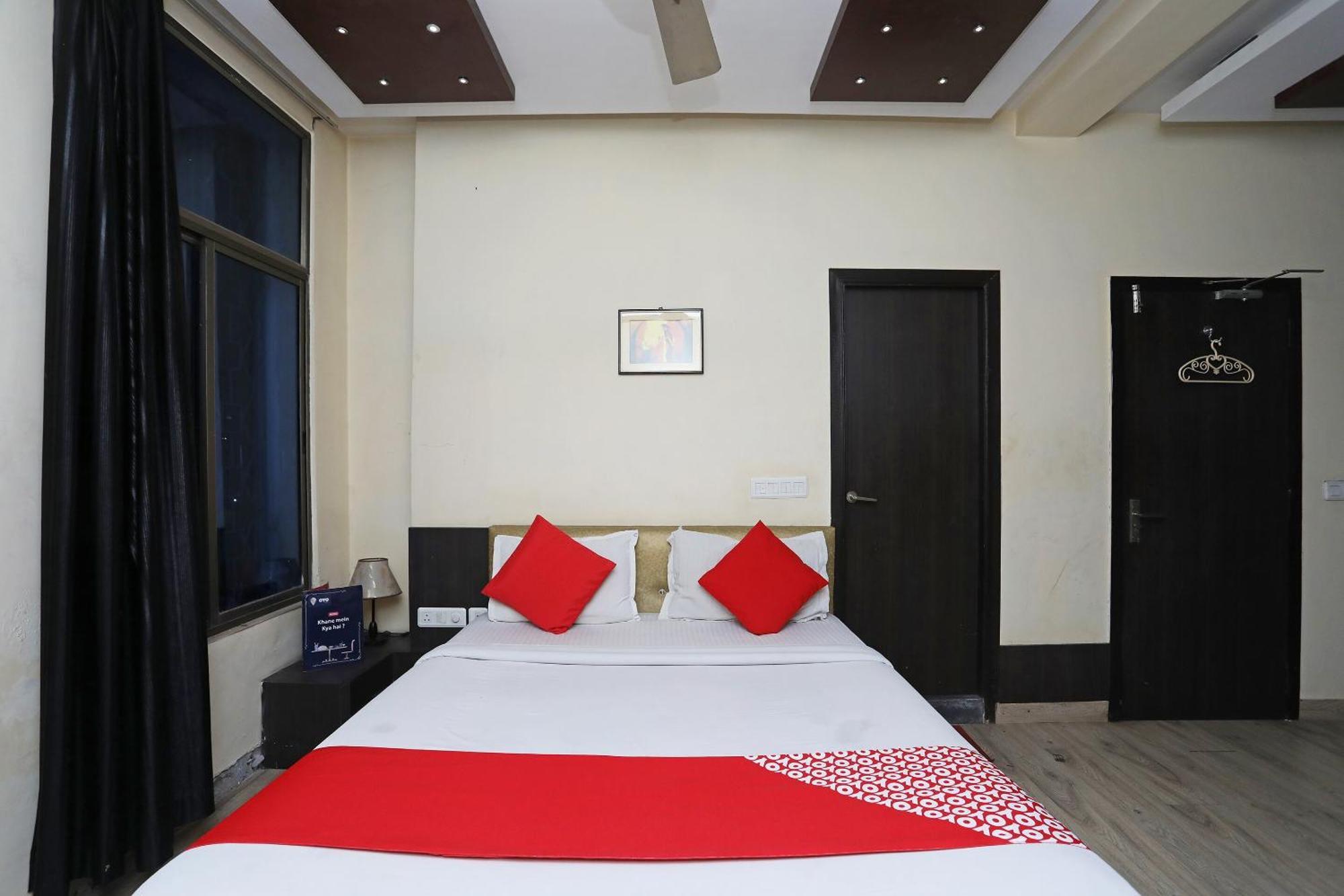 Collection O River Bay Resort 迪亚蒙德哈尔博乌尔 外观 照片