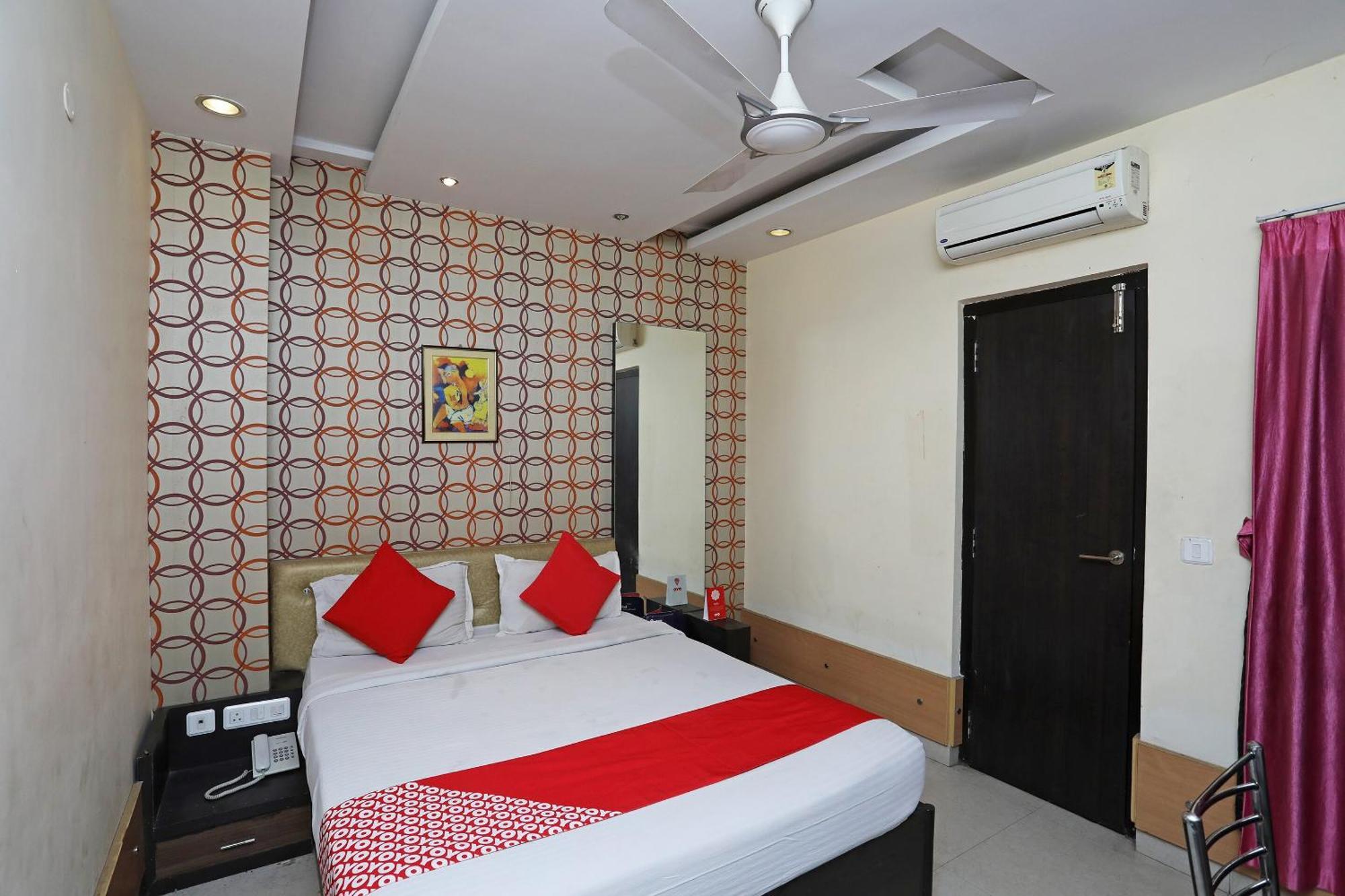 Collection O River Bay Resort 迪亚蒙德哈尔博乌尔 外观 照片